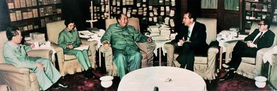 1972年2月21日，毛主席会见尼克松
Keywords: 尼克松访华