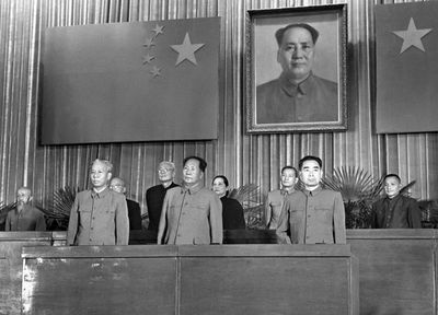 1955年9月27日下午，中华人民共和国主席授衔授勋典礼在北京中南海怀仁堂隆重举行
